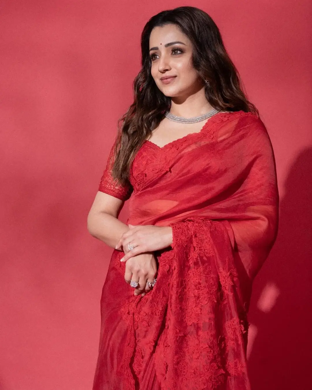 BEAUTIFUL INDIAN ACTRESS TRISHA KRISHNAN IN RED SAREE 5